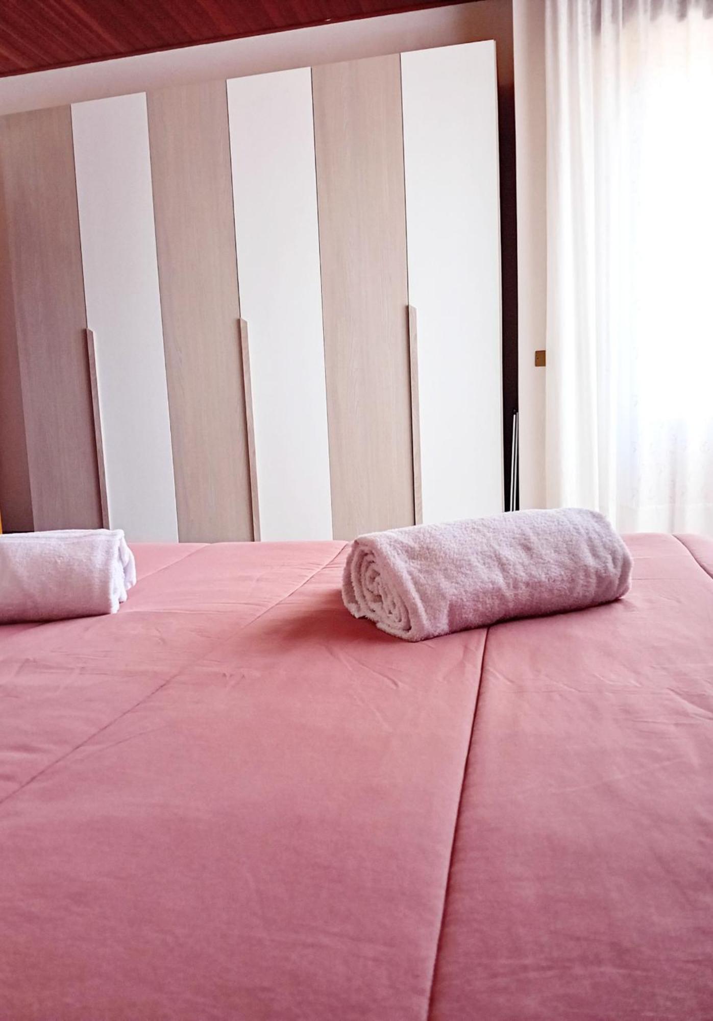 Sikelia Room カステッランマーレ・デル・ゴルフォ エクステリア 写真